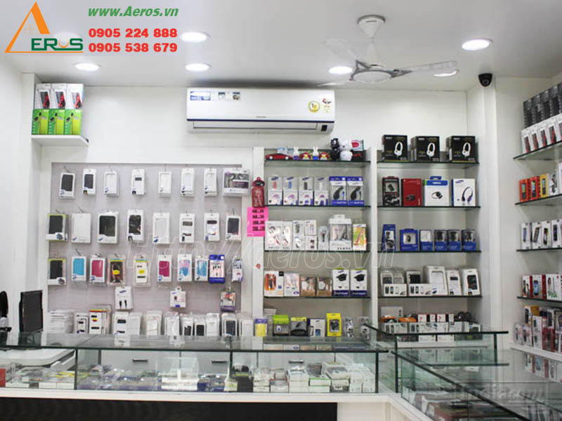 TỦ KỆ TRƯNG BÀY SHOP ĐIỆN THOẠI Aeros 04